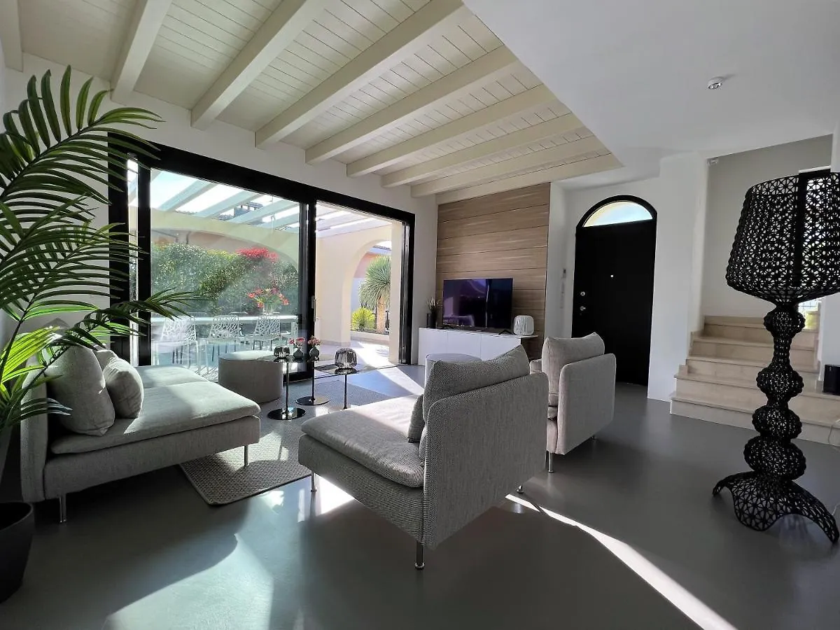 Feriehus Ferienhaus Casa Sulle Colline Di Barcuzzi Pool, Garden And Barbecue Italien